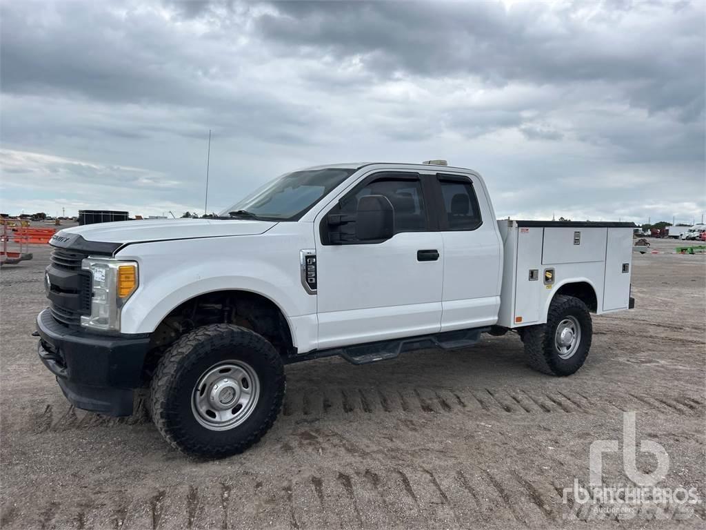 Ford F-250 Kommunal-Sonderfahrzeuge