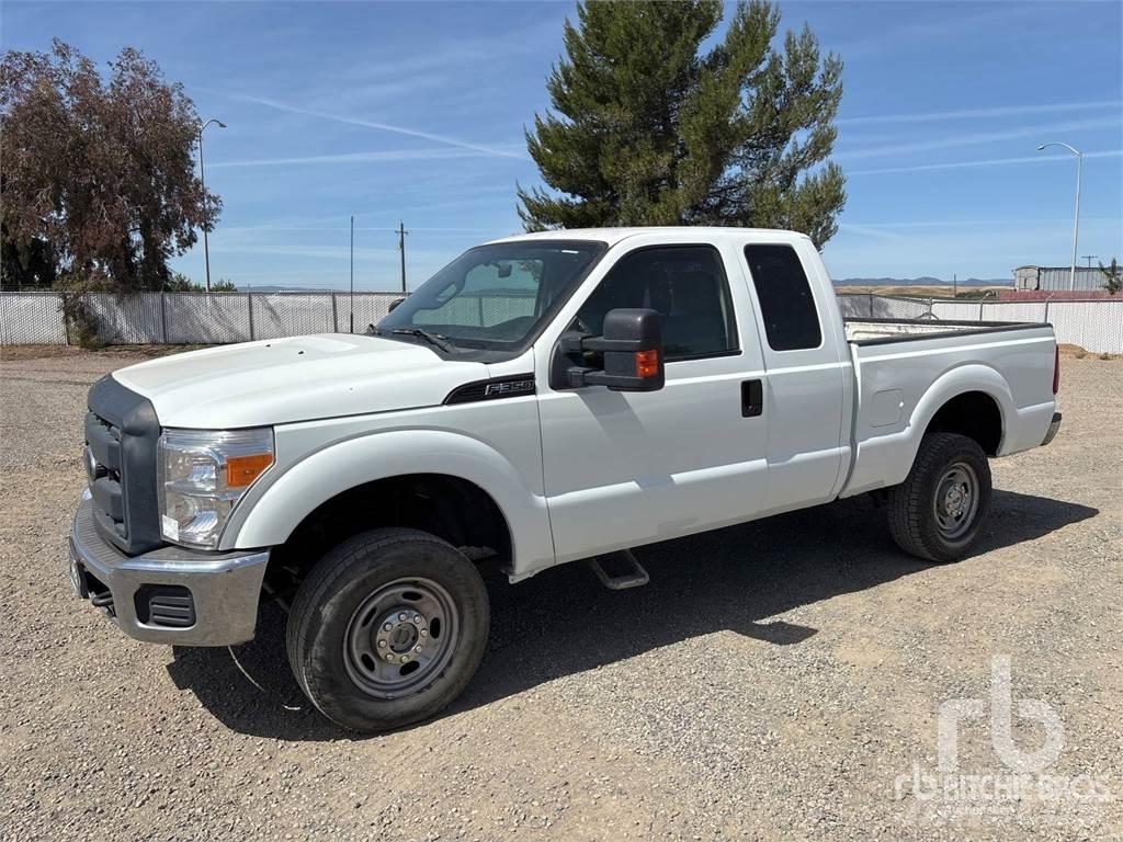 Ford F-350 Kommunal-Sonderfahrzeuge