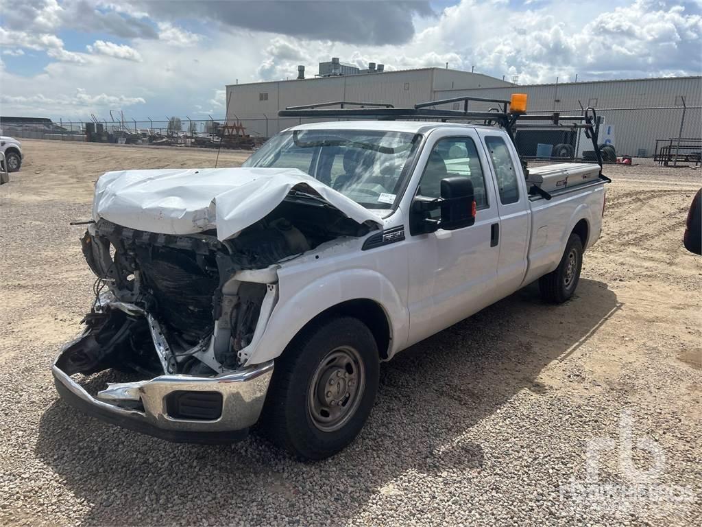 Ford F-350 Pickup/Pritschenwagen