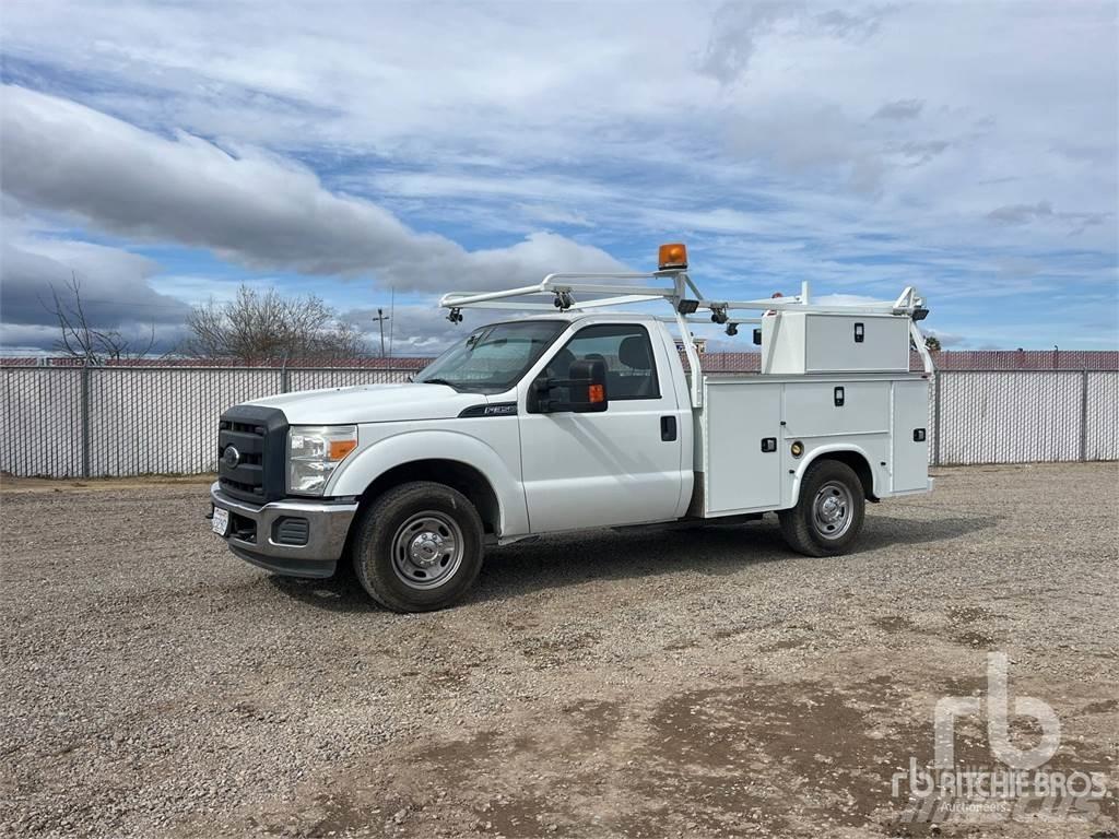 Ford F-350 Kommunal-Sonderfahrzeuge