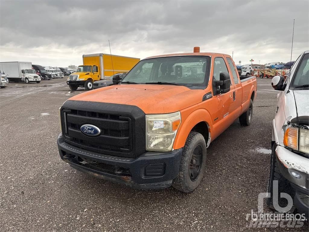 Ford F-350 Pickup/Pritschenwagen