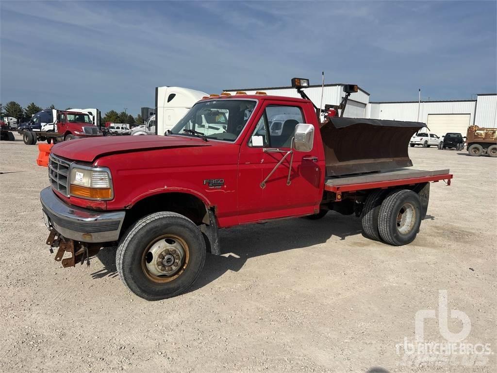 Ford F-350 Pritschenwagen/Pritschenwagen mit Seitenklappe