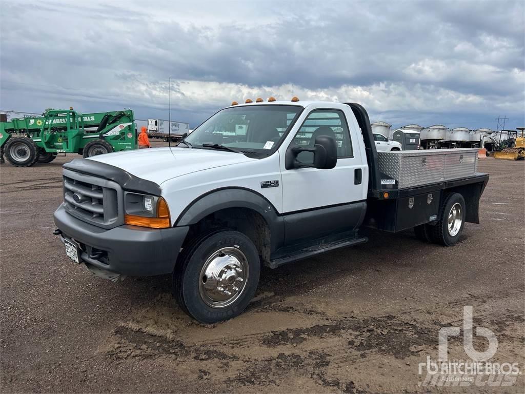 Ford F-450 Pritschenwagen/Pritschenwagen mit Seitenklappe