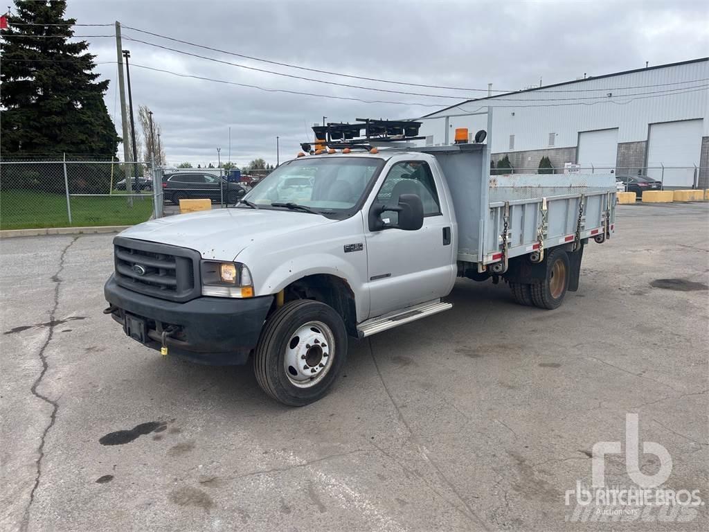 Ford F-450 SD Pritschenwagen/Pritschenwagen mit Seitenklappe