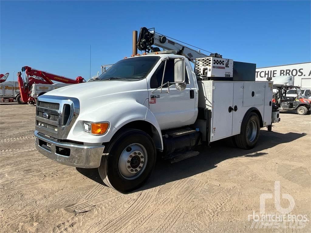 Ford F-750 Kommunal-Sonderfahrzeuge