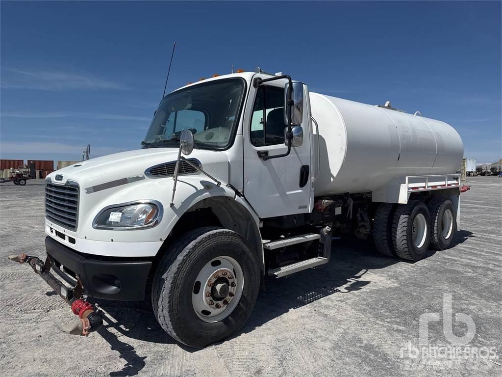 Freightliner M2 Wassertanker