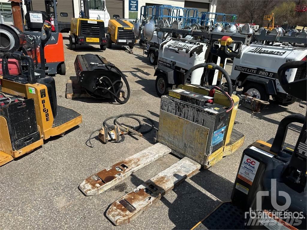 Hyster B60 Palettenregale