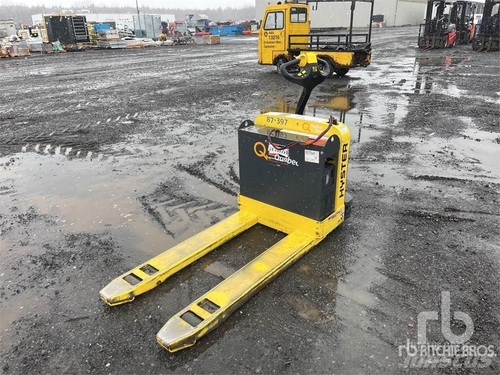 Hyster W40Z Palettenregale