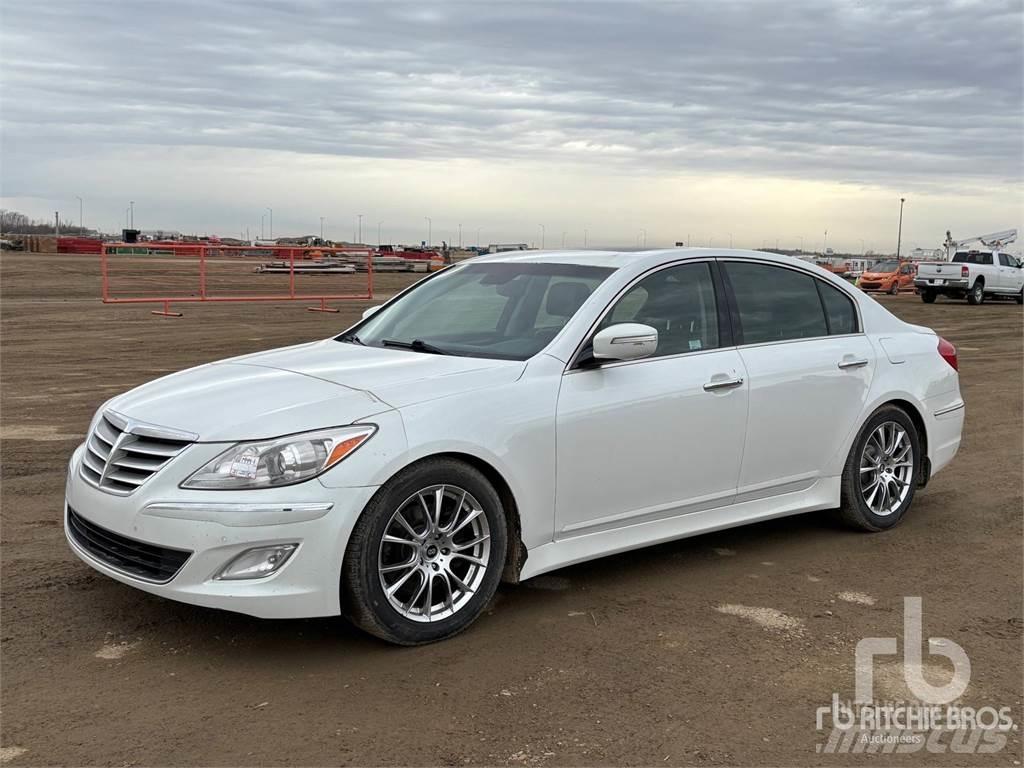 Hyundai GENESIS PKWs