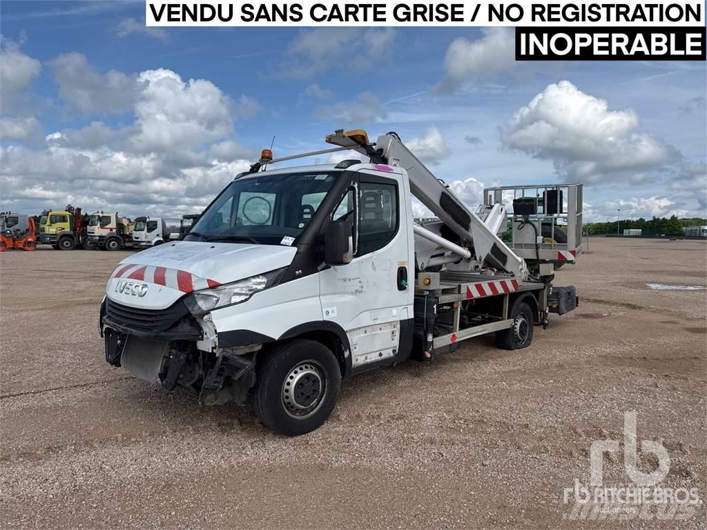 Iveco 35-120 Anhänger-Arbeitsbühnen