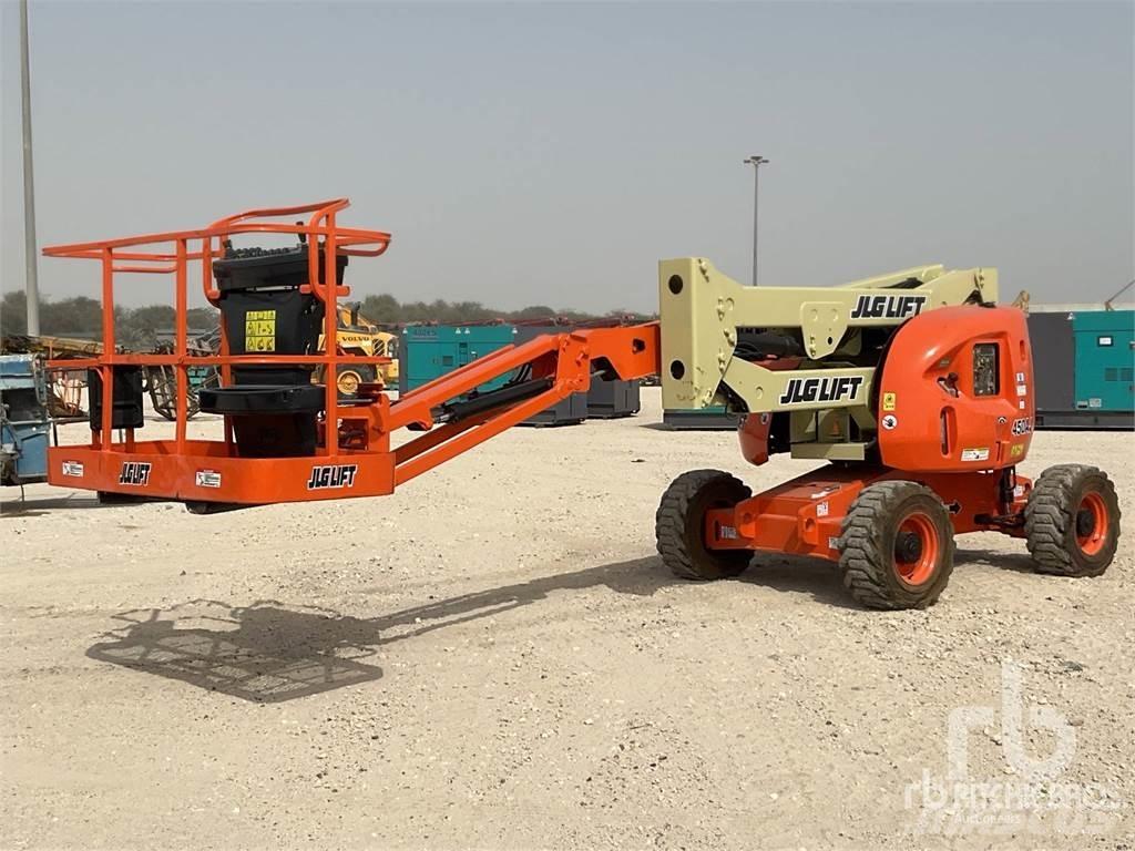 JLG 450AJ Gelenkteleskoparbeitsbühnen