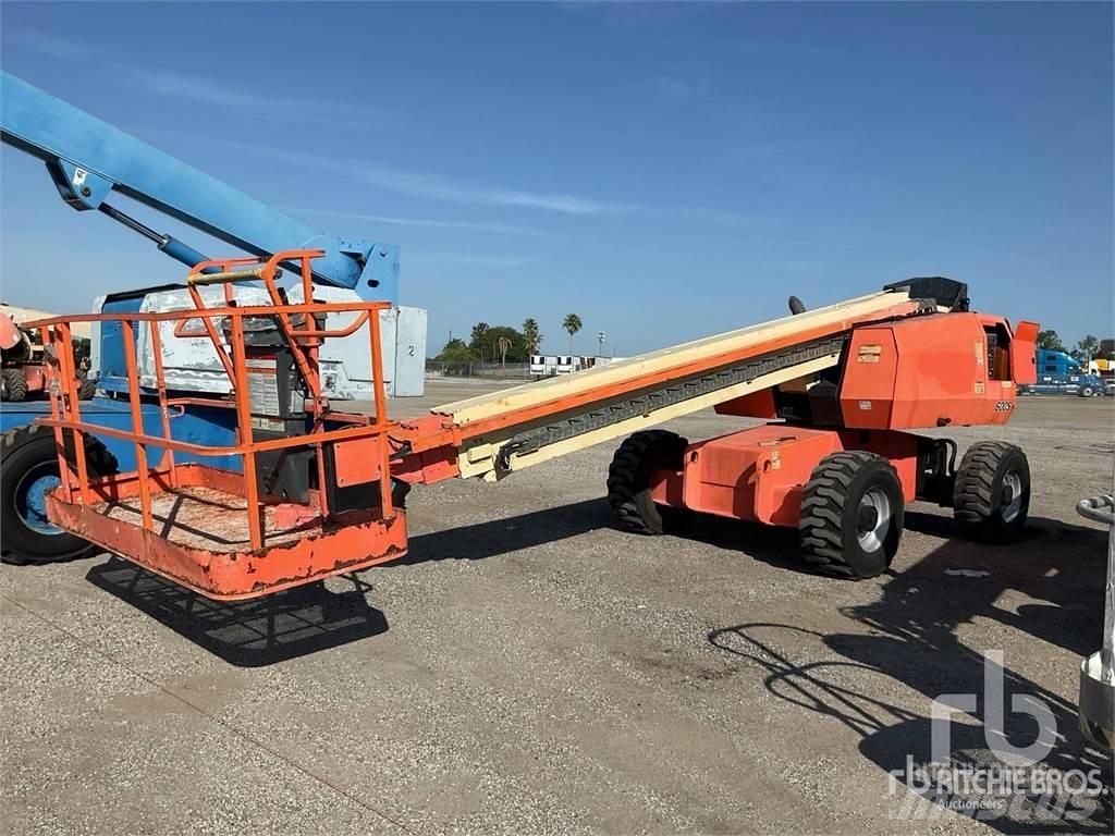 JLG 600S Gelenkteleskoparbeitsbühnen