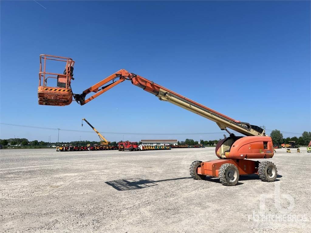 JLG 660SJ Gelenkteleskoparbeitsbühnen