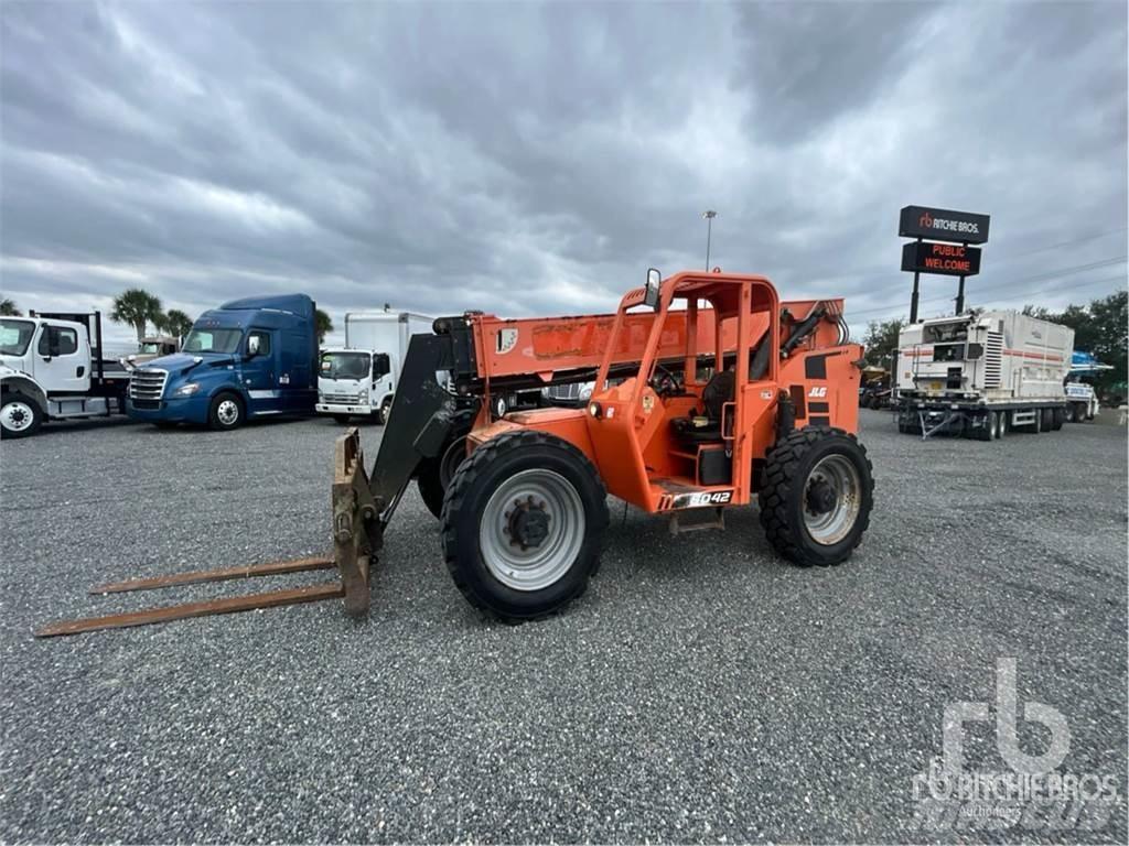 JLG 8042 Teleskoplader