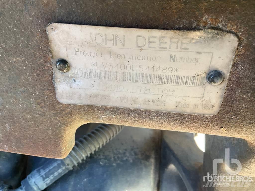 John Deere 5400 Traktoren