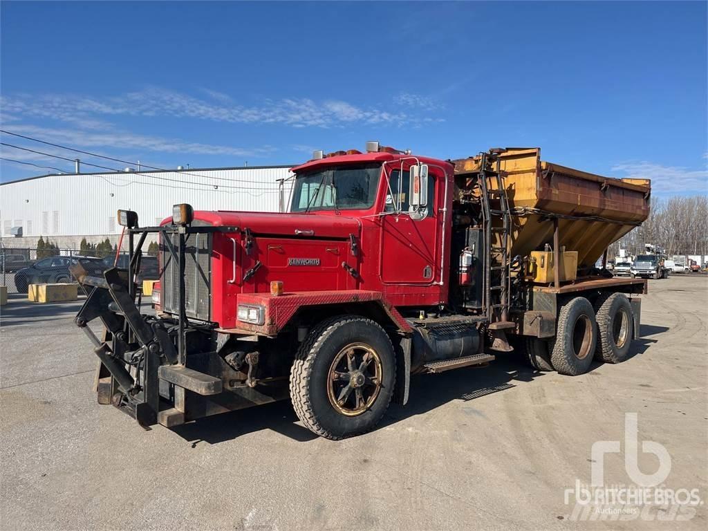 Kenworth C510 Schneeschilde und -pflüge