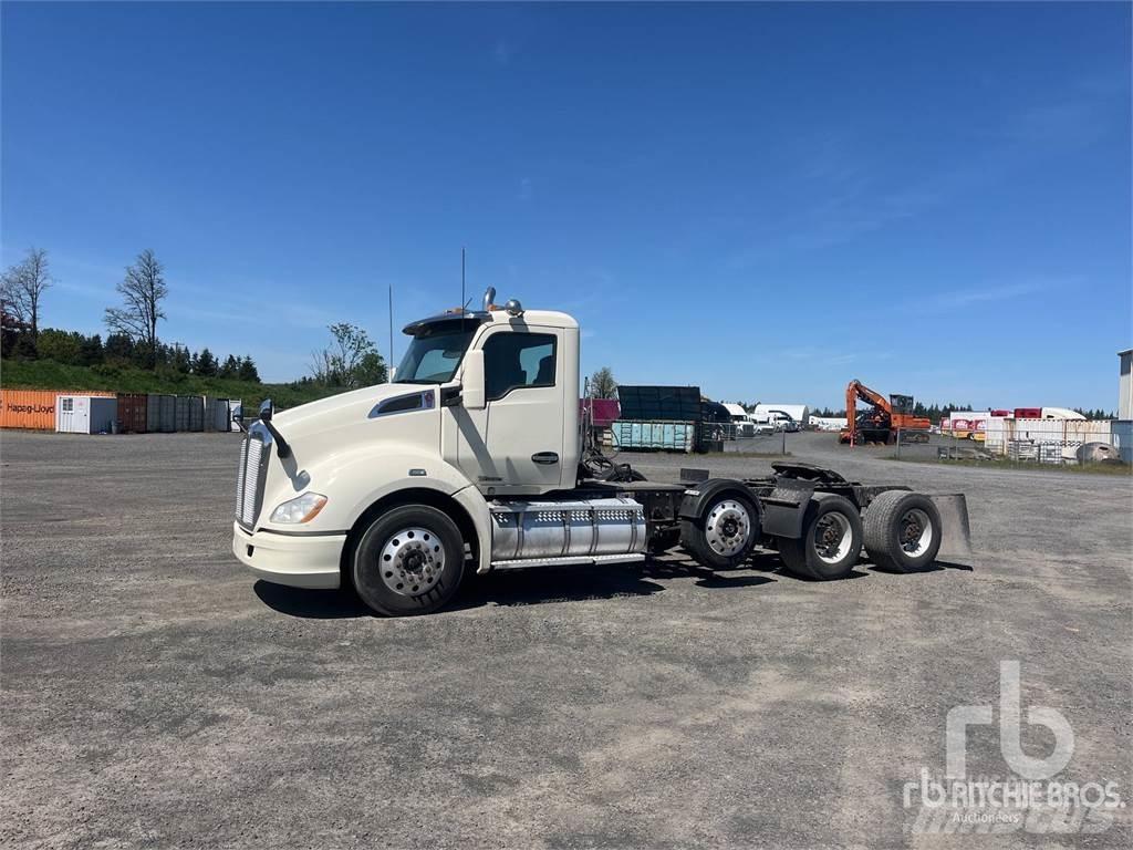 Kenworth T-680 Sattelzugmaschinen