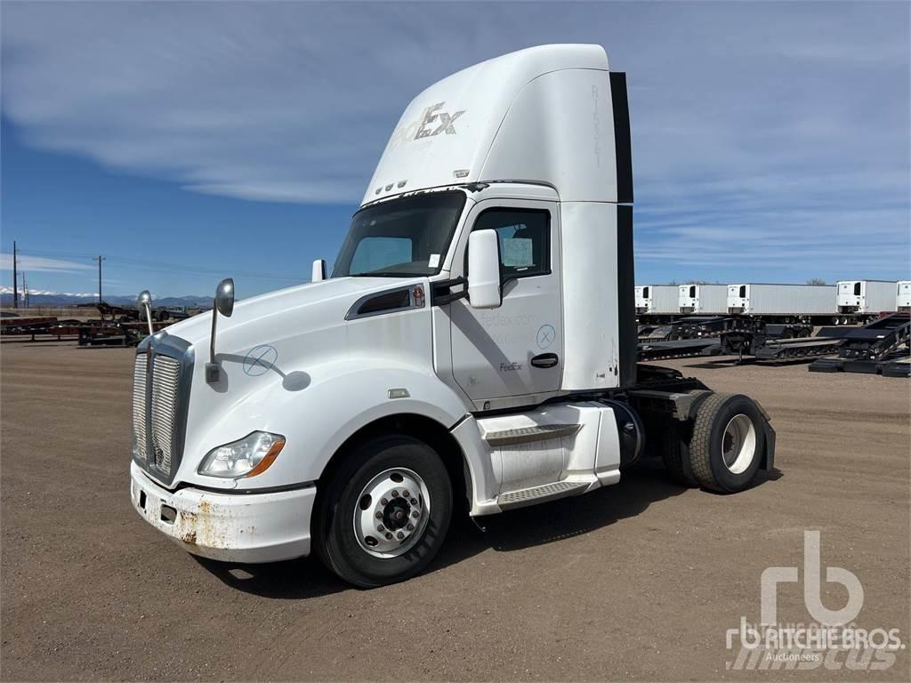 Kenworth T680 Sattelzugmaschinen