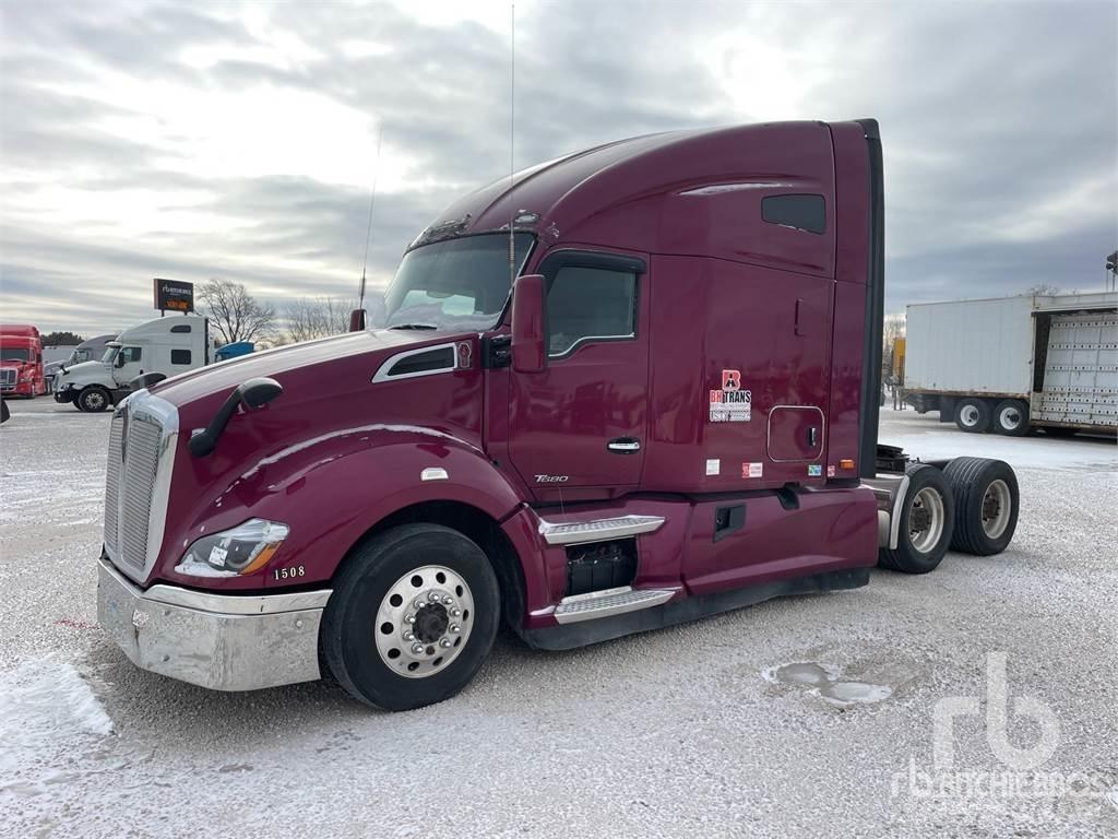 Kenworth T680 Sattelzugmaschinen