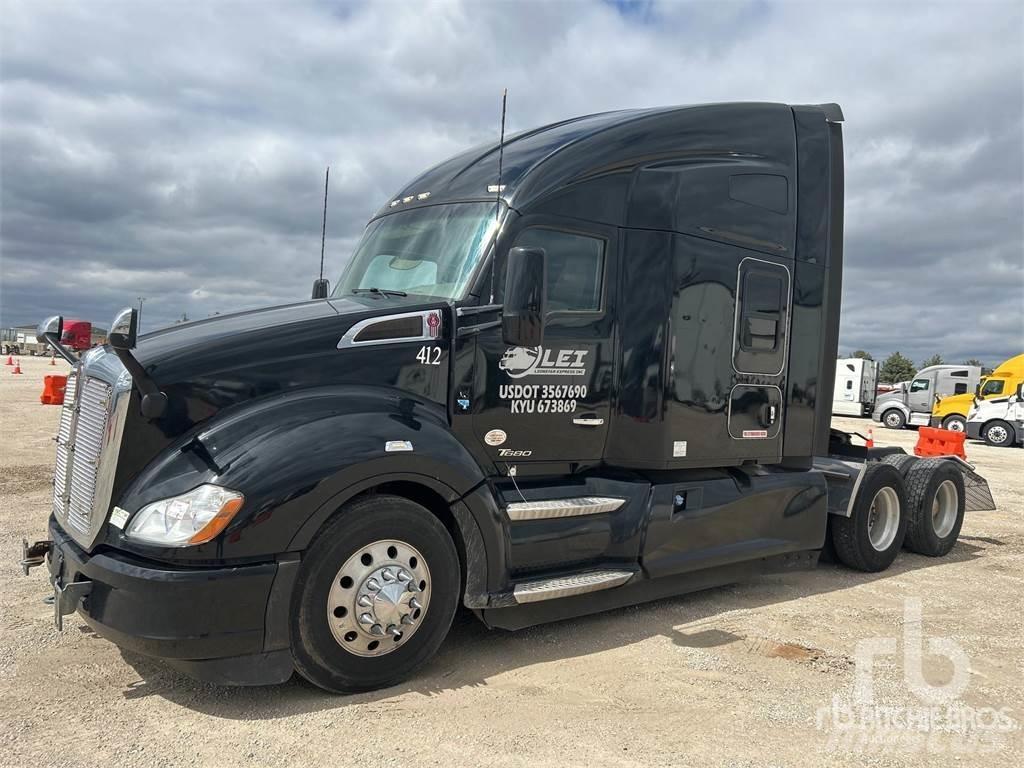 Kenworth T680 Sattelzugmaschinen
