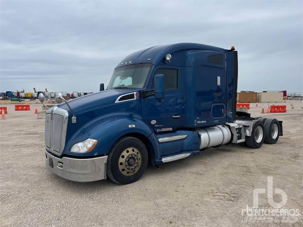 Kenworth T680 Sattelzugmaschinen