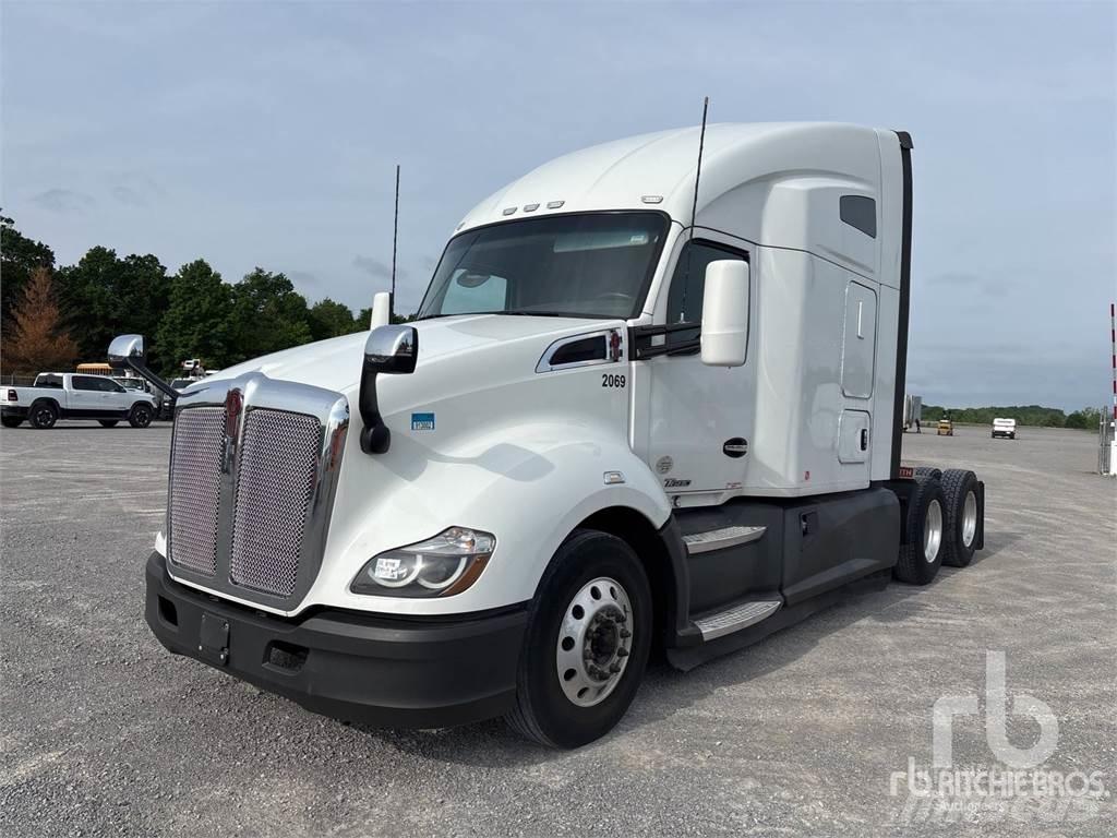 Kenworth T680 Sattelzugmaschinen