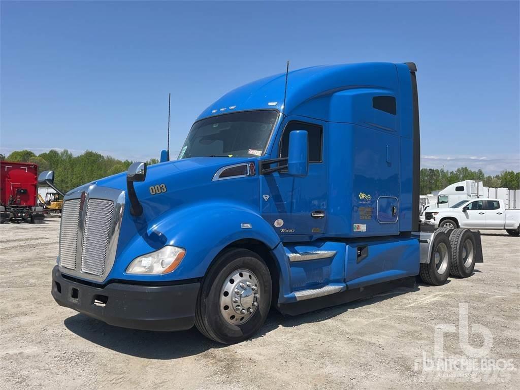 Kenworth T680 Sattelzugmaschinen