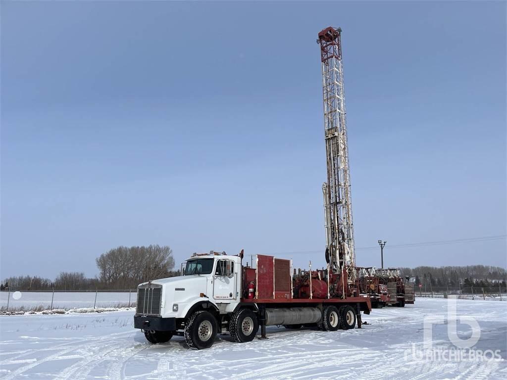 Kenworth T800 Fahrzeug mit mobiler Bohranlage