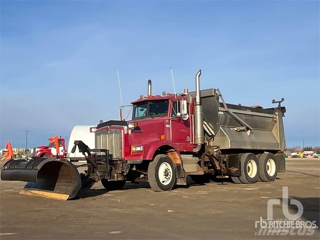Kenworth T800 Schneeschilde und -pflüge