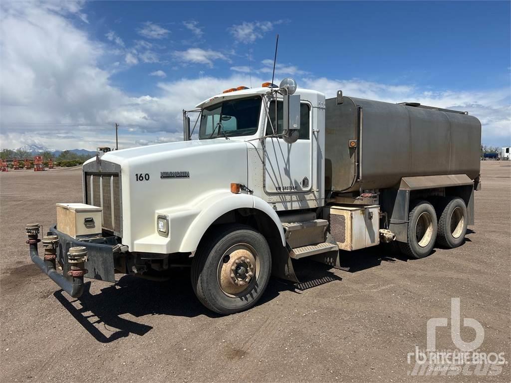 Kenworth T800 Wassertanker