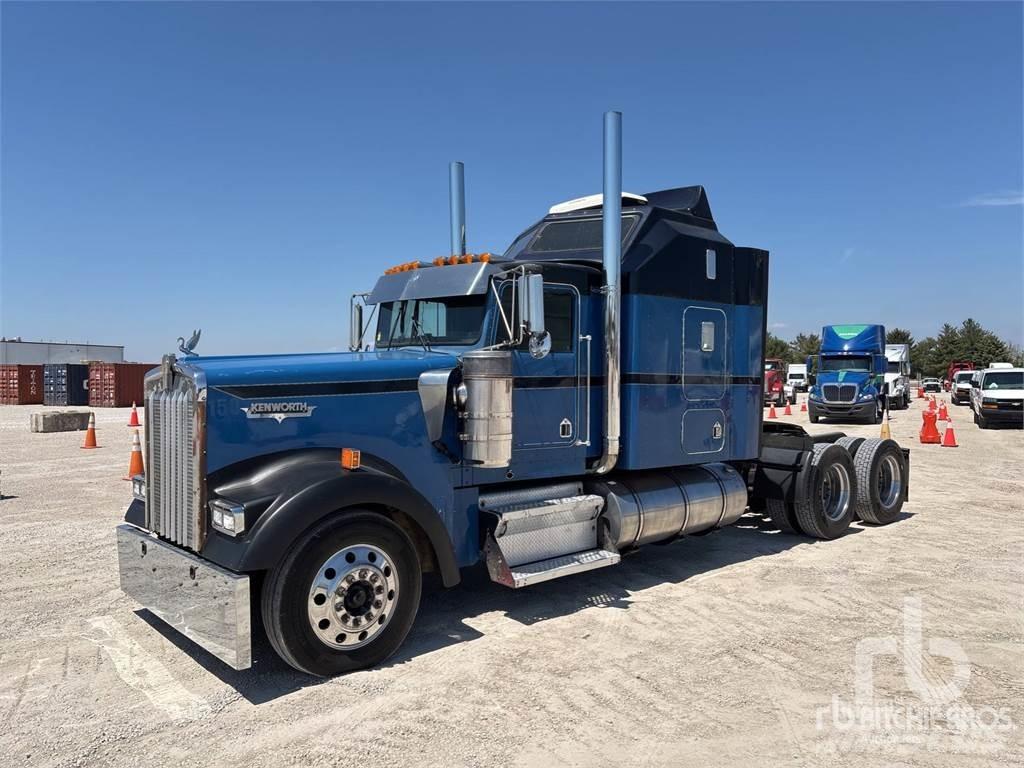 Kenworth W900 Sattelzugmaschinen