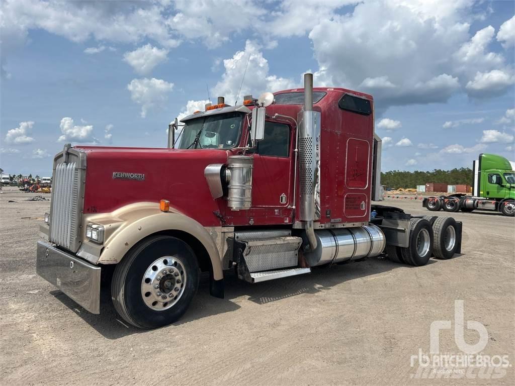 Kenworth W900L Sattelzugmaschinen