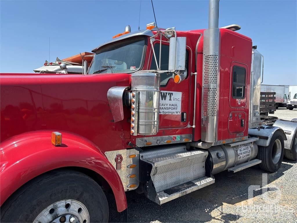 Kenworth W900L Sattelzugmaschinen