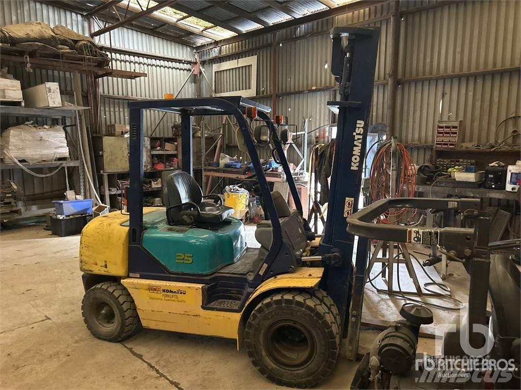 Komatsu FG25T12 Dieselstapler