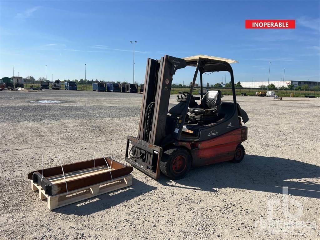 Linde E30 Elektrostapler