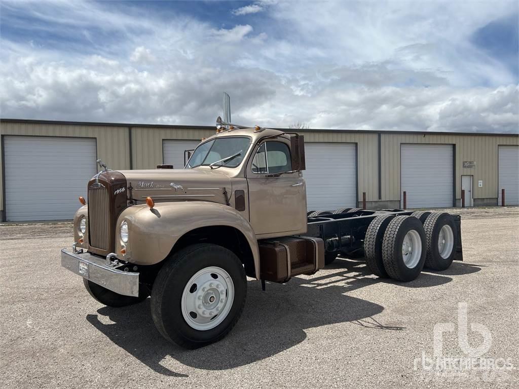 Mack 1956 Wechselfahrgestell