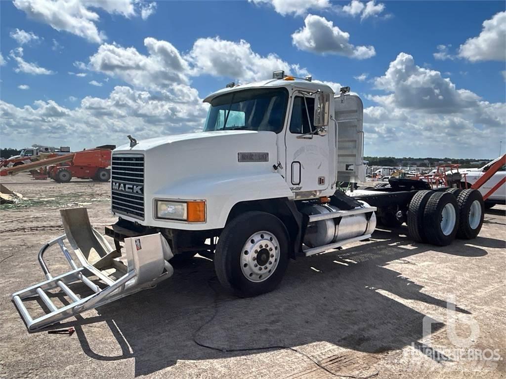 Mack CH613 Sattelzugmaschinen