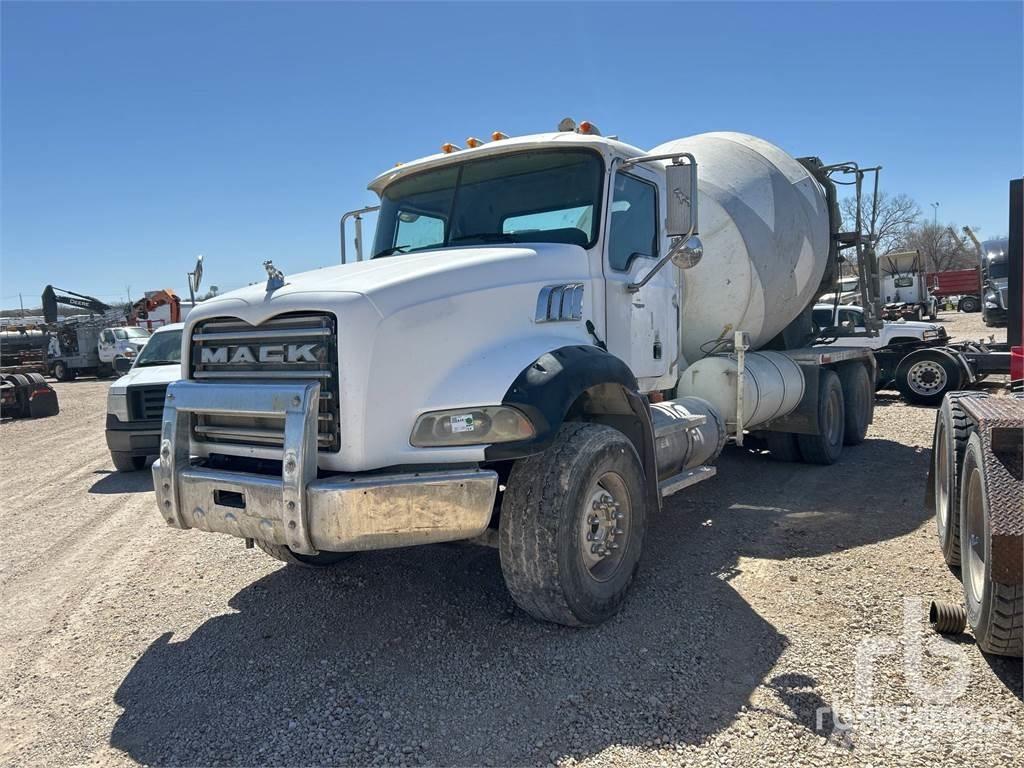 Mack CPT713 Betonmischer