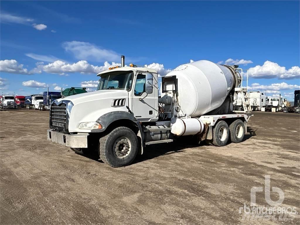 Mack CT713 Betonmischer