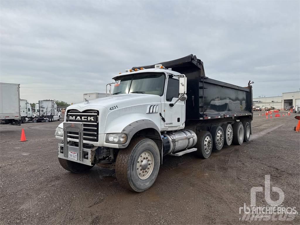 Mack GU713 Kipper