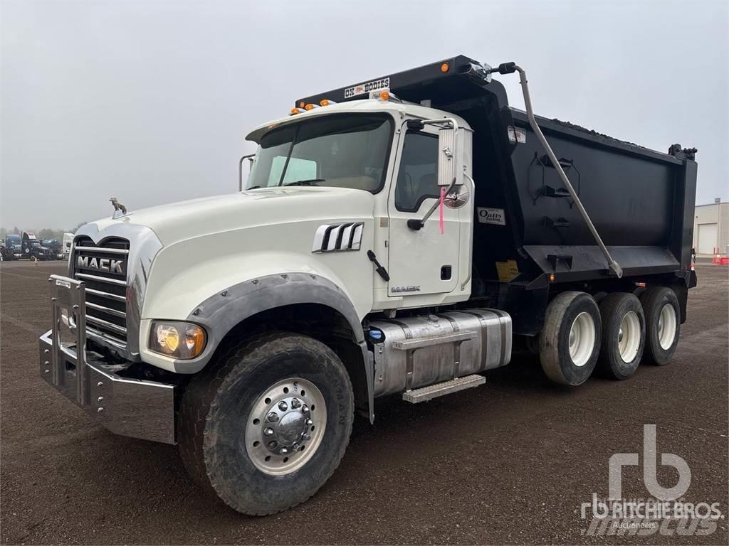 Mack GU713 Kipper