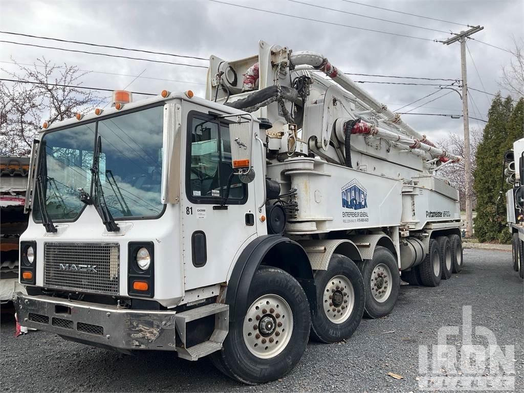 Mack MR688S Betonmischer