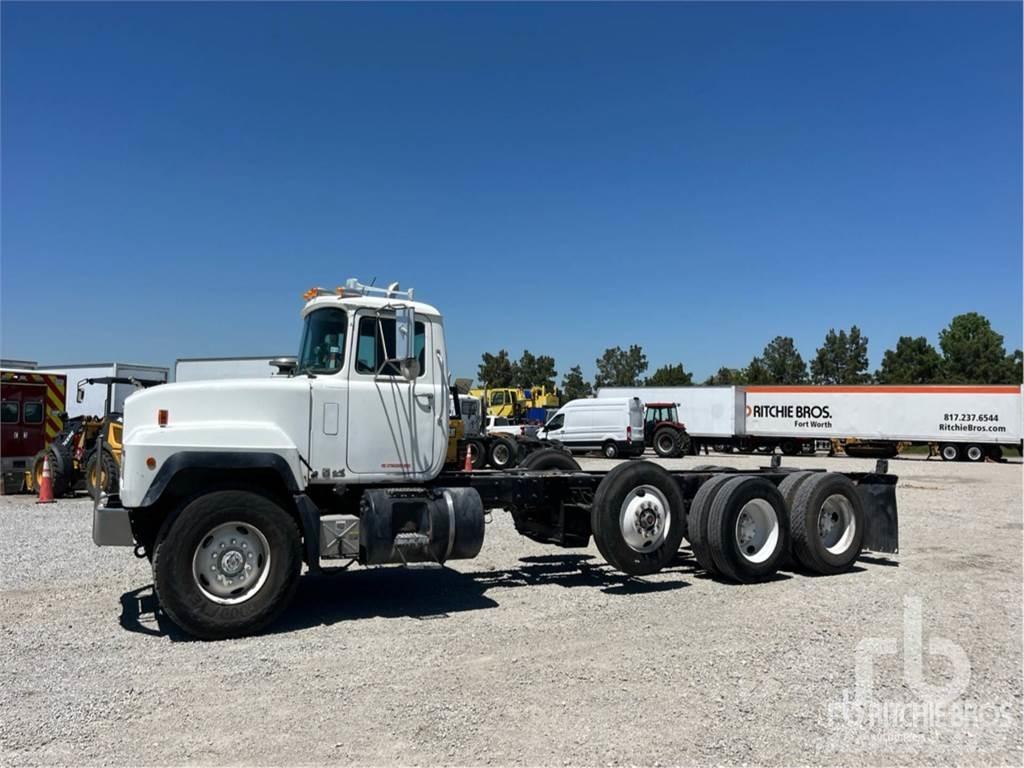 Mack RD688S Wechselfahrgestell
