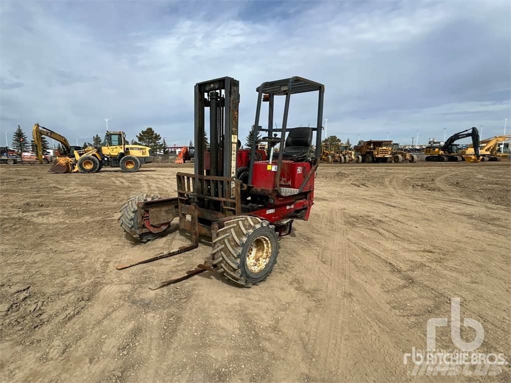 Moffett M5000 Geländestapler
