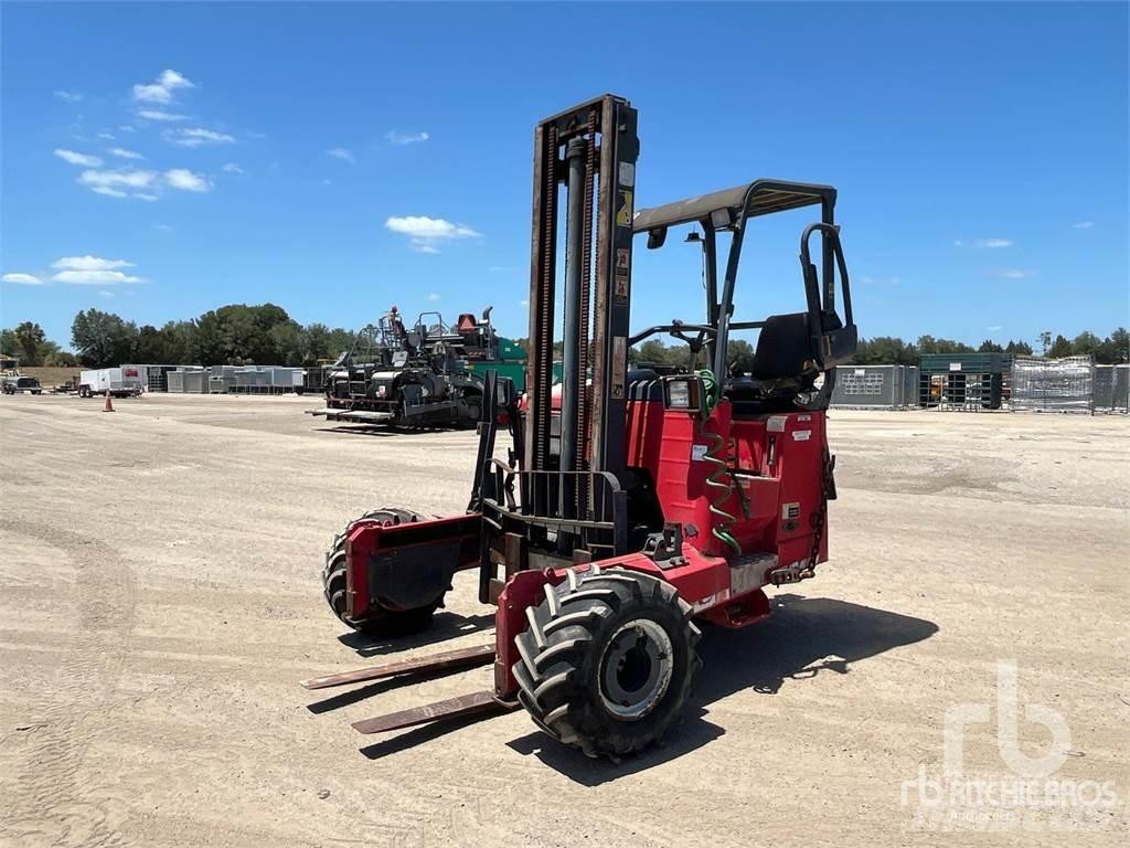 Moffett M55 Geländestapler