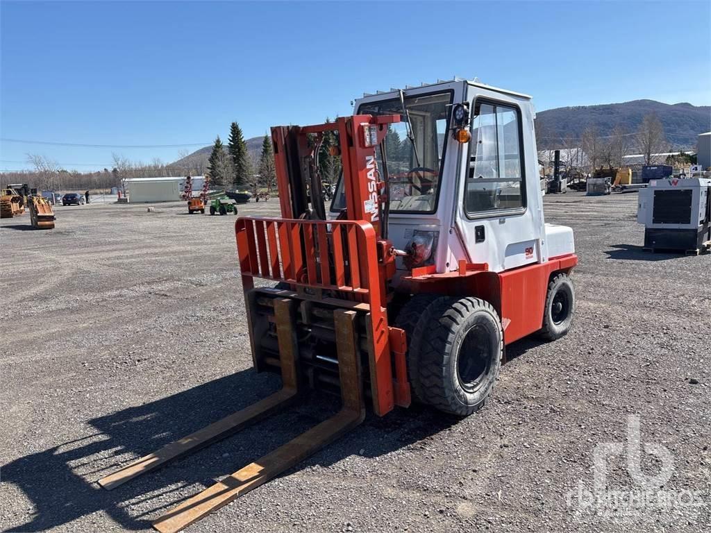Nissan 90 Dieselstapler