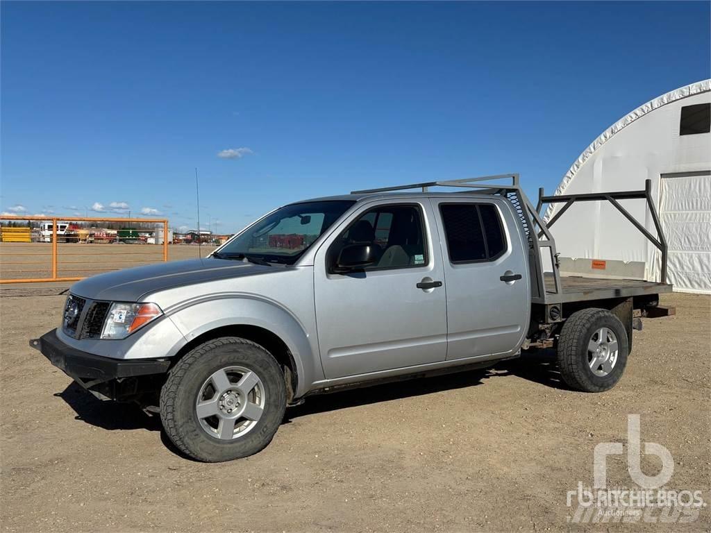 Nissan FRONTIER Pritschenwagen/Pritschenwagen mit Seitenklappe