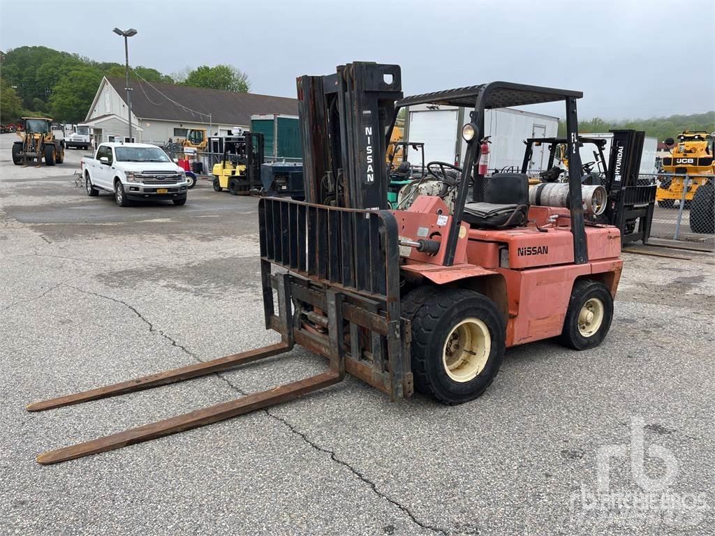 Nissan UF03A35V Dieselstapler