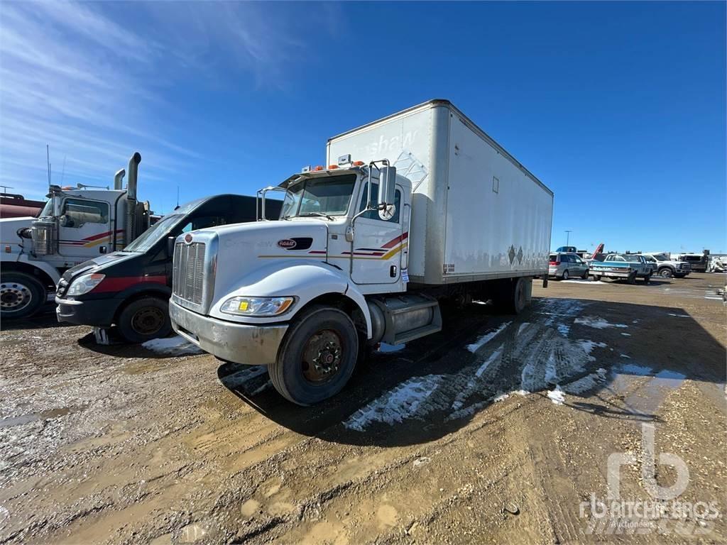 Peterbilt 335 Lieferwagen
