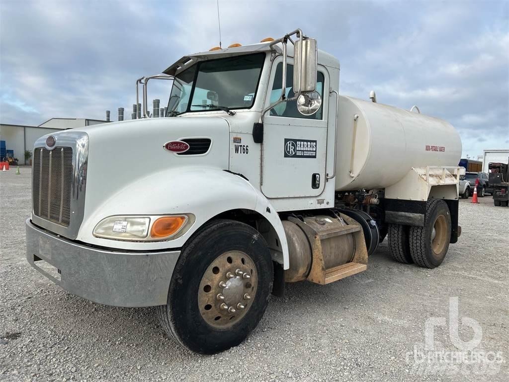 Peterbilt 337 Wassertanker